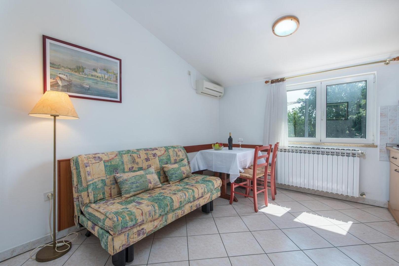 Villa Anita With Common Pool Vrvari Habitación foto